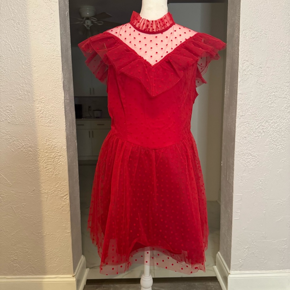 Forever 21 Red Fit and Flare Dress with Flutter Sleeves for Prom - Picture 11 of 11